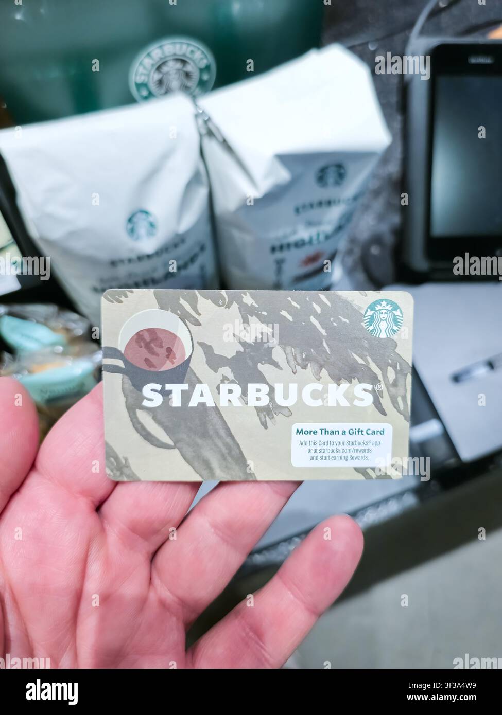 Starbucks gift card hi-res stock photography and images - Alamy
