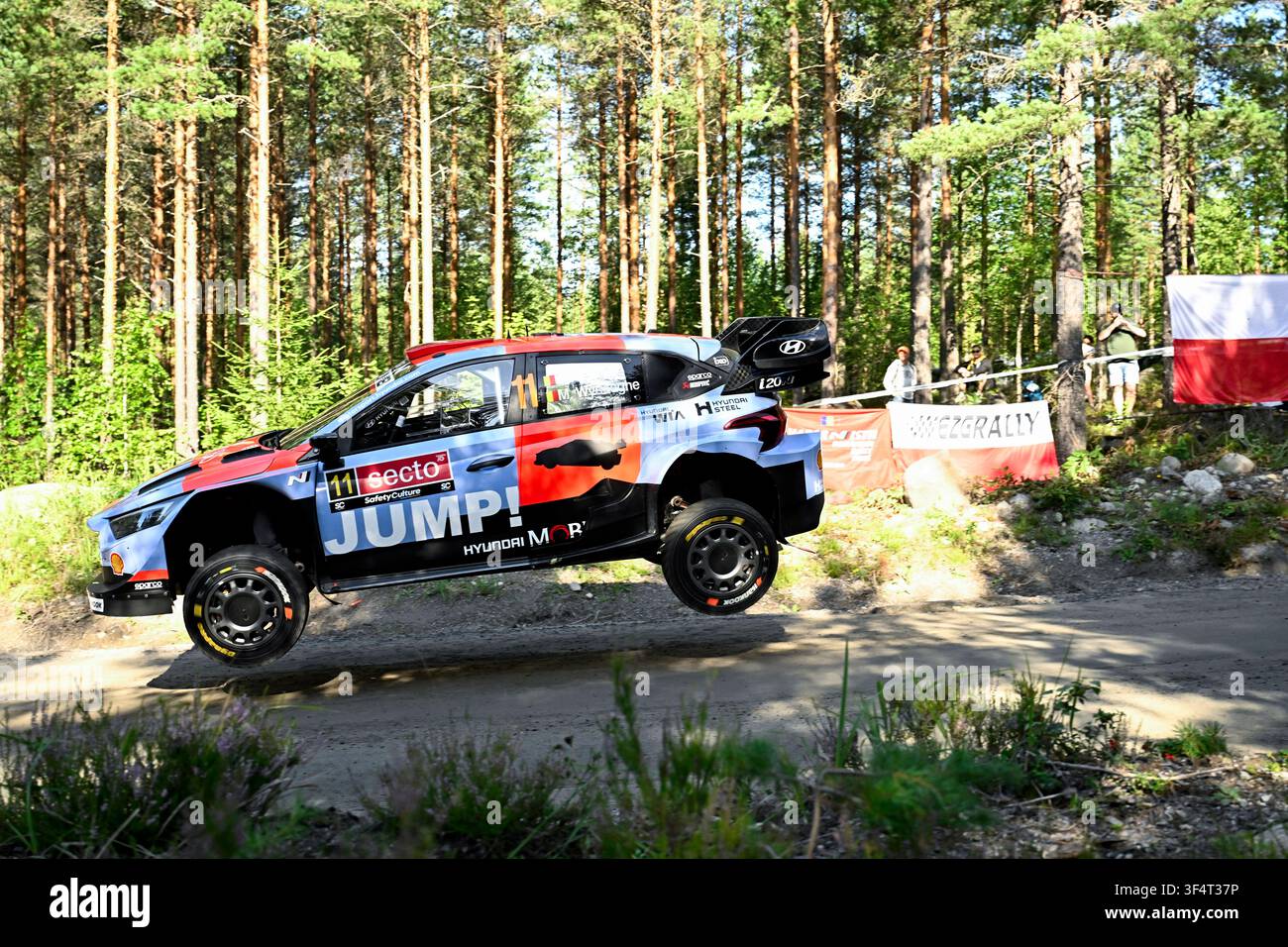 LKS 20260730 Toyota s Thierry Neuville Steers With Co driver Martijn LKS 20260730 Toyota s Thierry Neuville Steers With Co driver Martijn