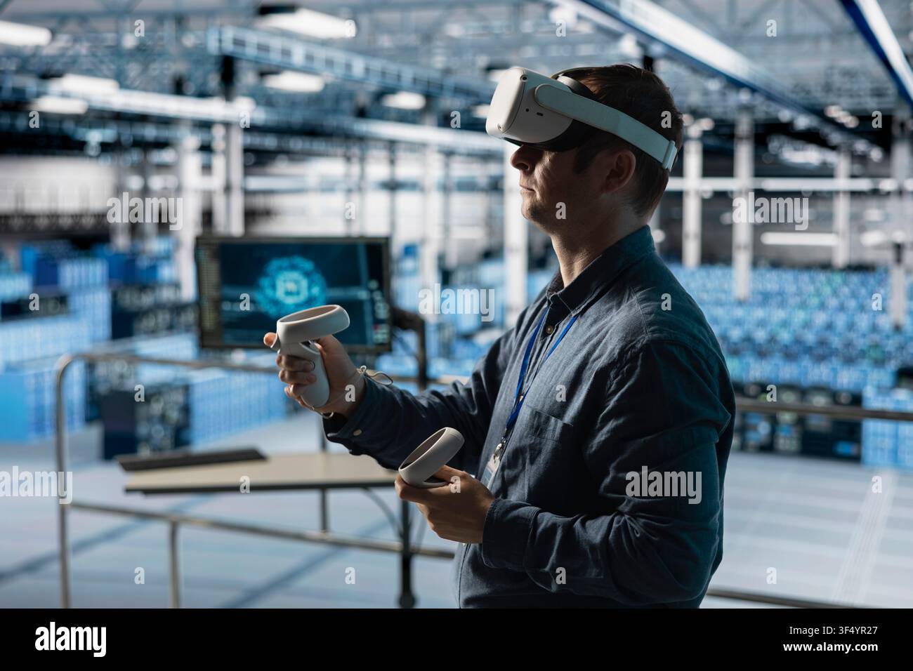 IT expert using VR headset to integrate AI driven automation in data center operations. Data center engineer using virtual reality technology and machine learning to optimize performance Stock Photo