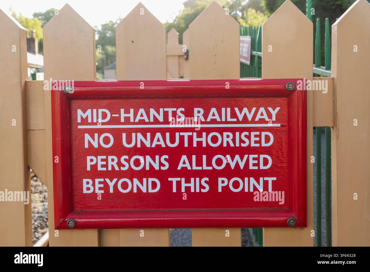 Railway signs vintage hi-res stock photography and images - Alamy