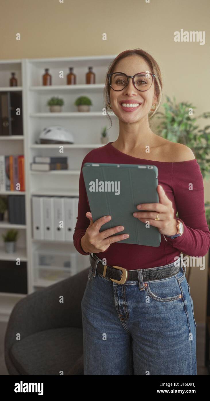 Woman in maroon off hi-res stock photography and images - Alamy