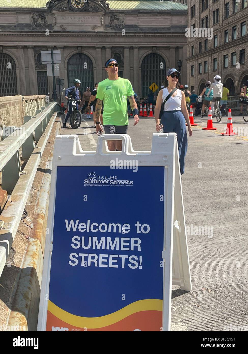 Summer Streets allows free Access on Park Avenue for Runners and Bikers Each August on Saturday Mornings, New York City, USA, 2026 - Smartphone Captured Stock Image