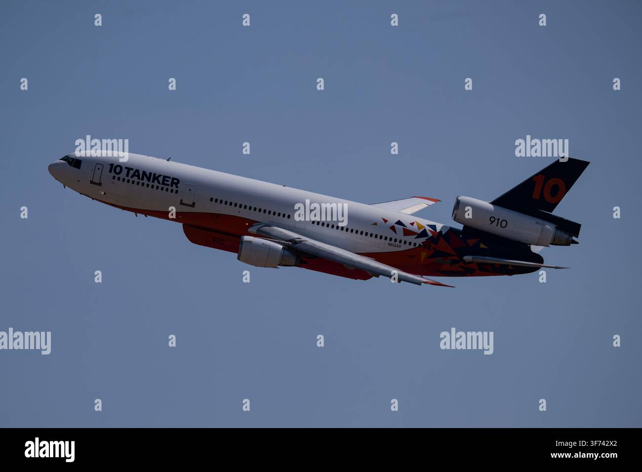 Dc 10 mcdonnell douglas hi-res stock photography and images - Alamy