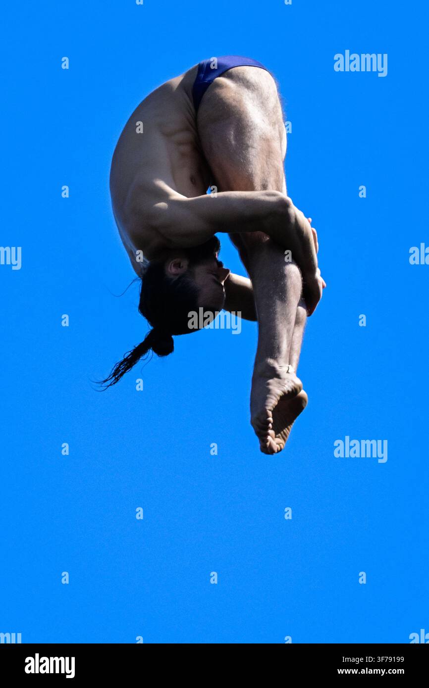 Paris, France. 08th Aug, 2026. Catalin Petru Preda of Romania Gary Hunt of France competes in the High Diving Men's 20m Final during the European Aquatics Championships at the River Seine in Paris (France), August 8, 2026. Credit: Insidefoto/Alamy Live News Stock Photo
