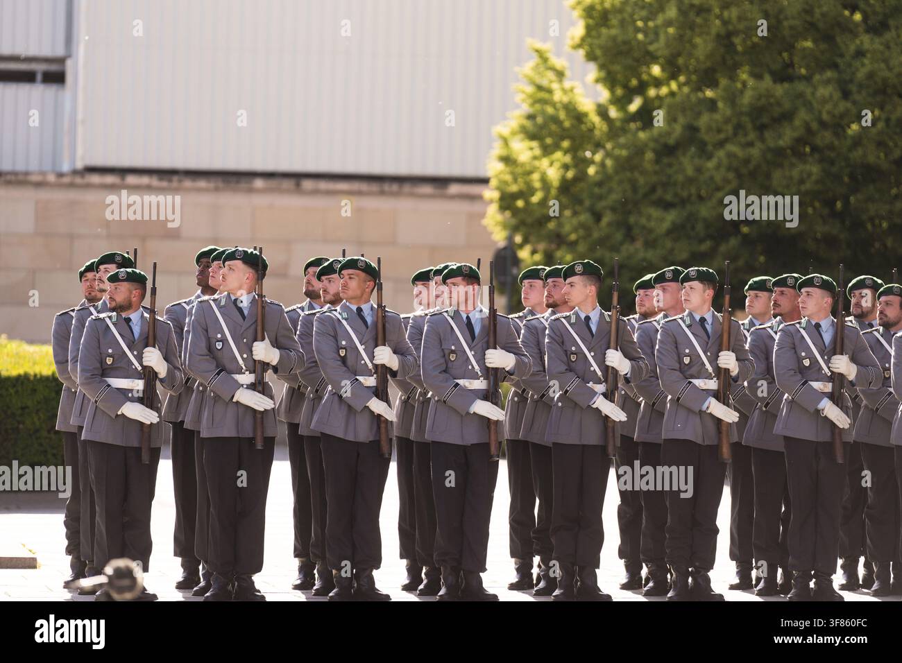 28.05.2026, Politik, Berlin, Feierliches Gelöbnis der Bundeswehr vor dem Abgeordnetenhaus von Berlin Stock Photo
