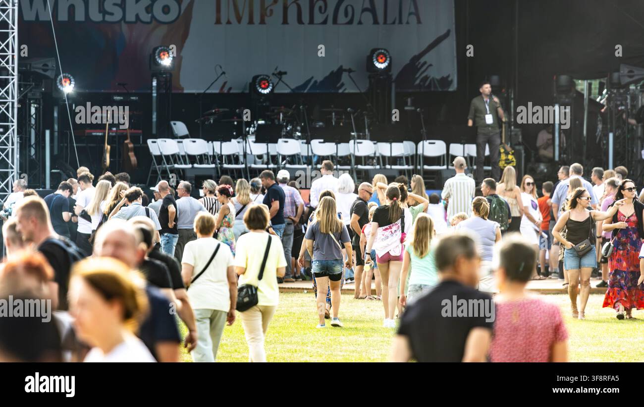 Community and public venue hi-res stock photography and images - Alamy