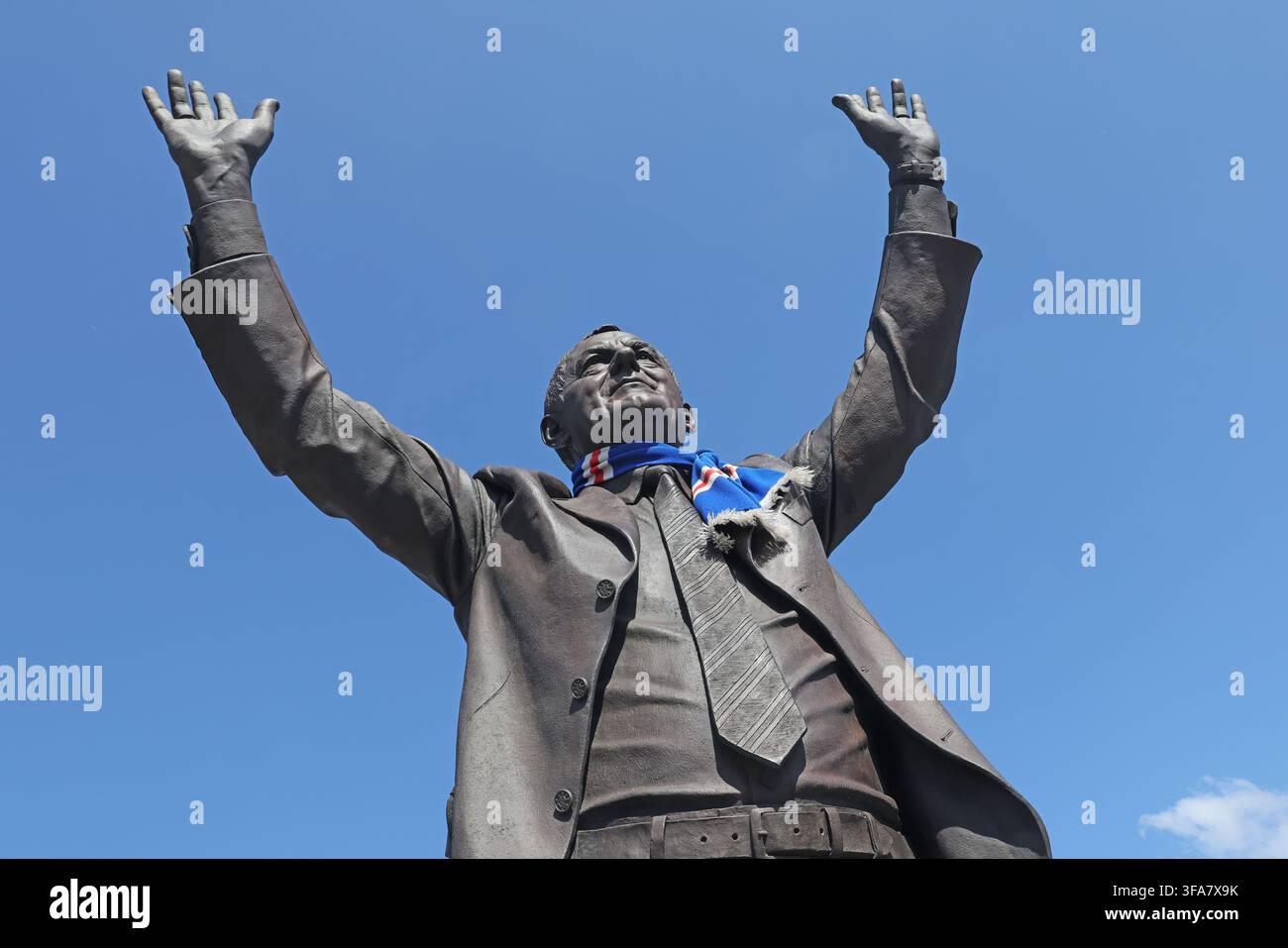 Walter Smith statue outside Ibrox Stadium, home of Rangers FC Stock Photo