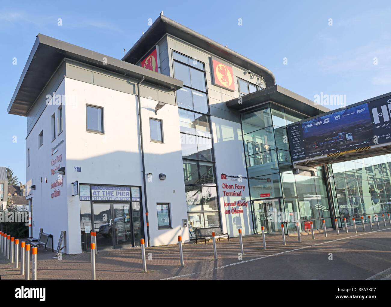 Oban ferry terminal building and CalMac passenger facilities Stock Photo