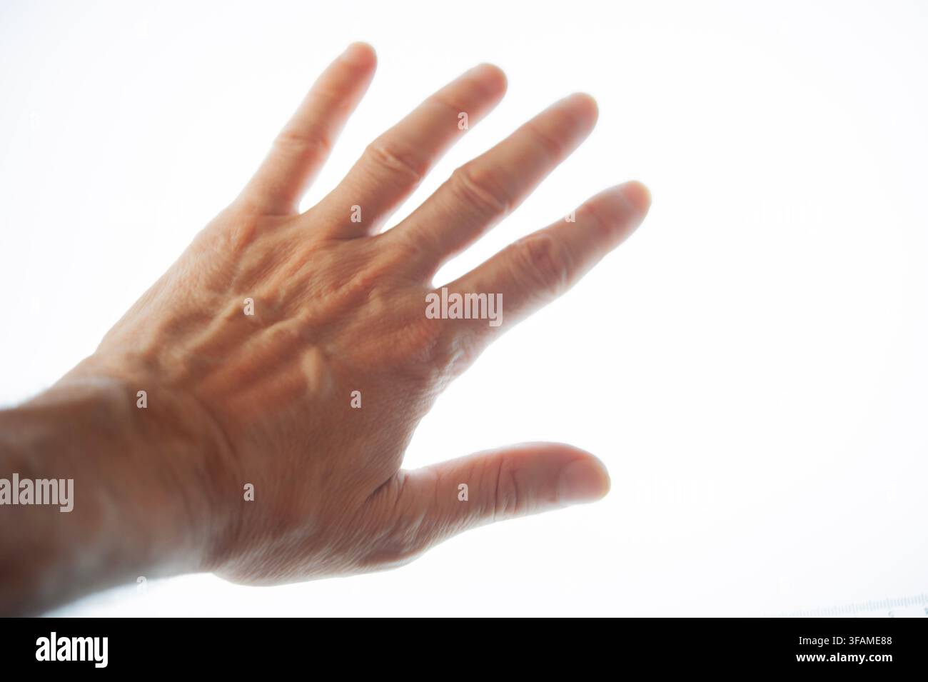 Open five fingers hand gesture hi-res stock photography and images