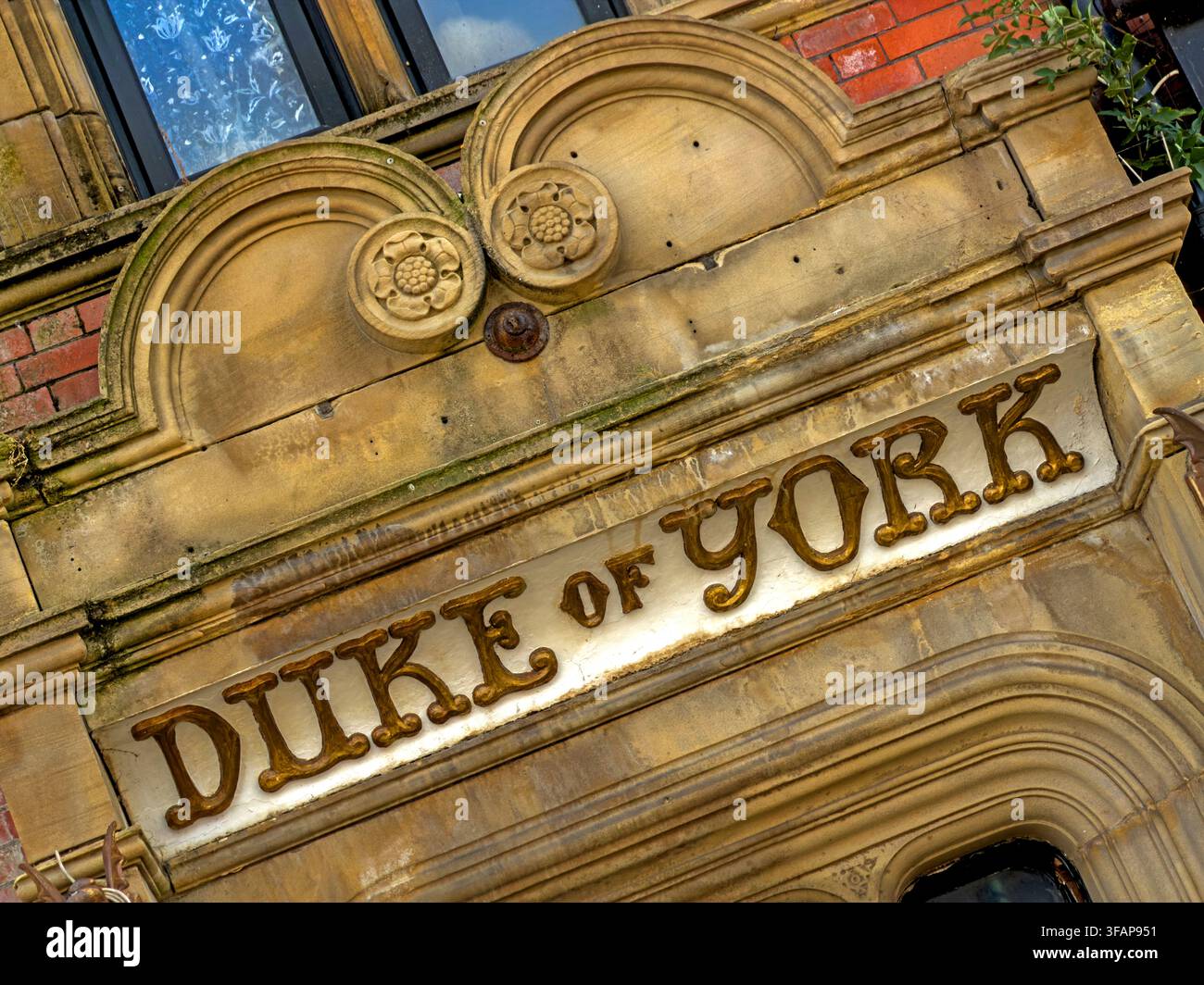 Architectural detail on the closed Duke of York pub at 89 Church Street, Eccles, Salford, Greater Manchester, August 2026. Stock Photo