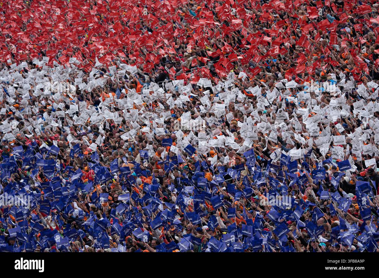 Fans create Dutch flag beforethe Formula One Dutch Grand Prix in ...
