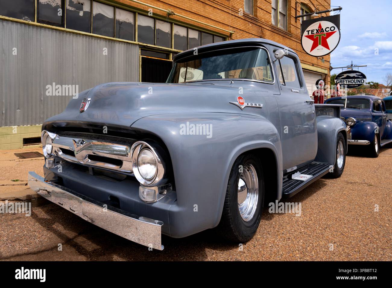 Ford f 100 1956 hi-res stock photography and images - Alamy