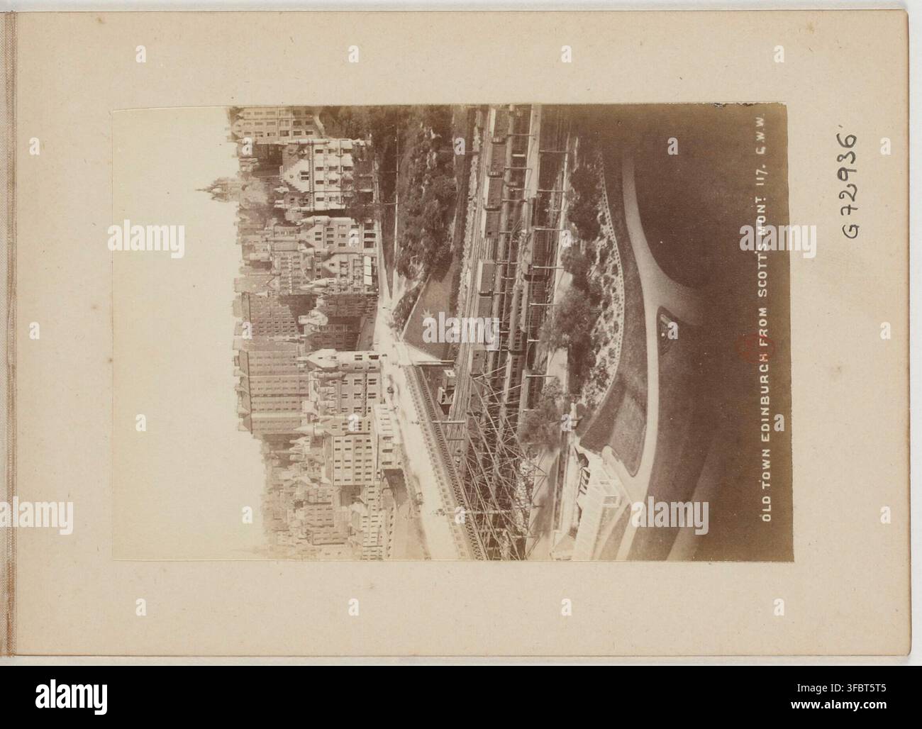 Edinburgh old town 1880s hi-res stock photography and images - Alamy