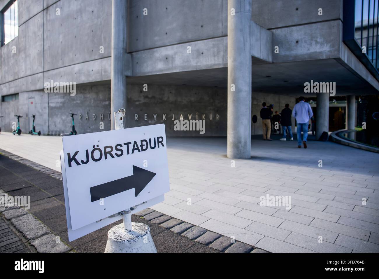 a-sign-reading-kj-rsta-ur-icelandic-for-polling-place-points
