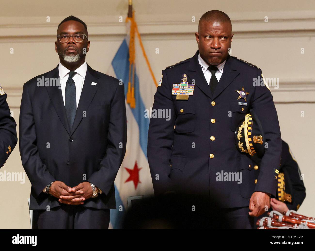 chicago police dress blues department hi-res stock photography and images Floral Resort Dress Size:Girls 8/10 Rihanna Black Strapless High Awards