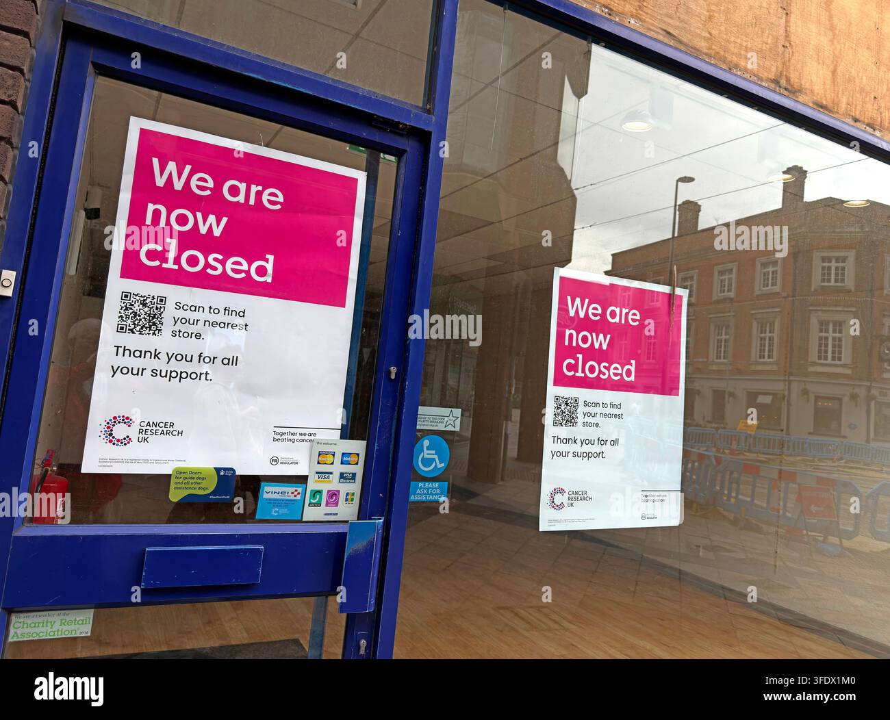 Cancer Research UK charity shop at 37 Sankey Street, Warrington, closed during the charity's retail restructuring Stock Photo