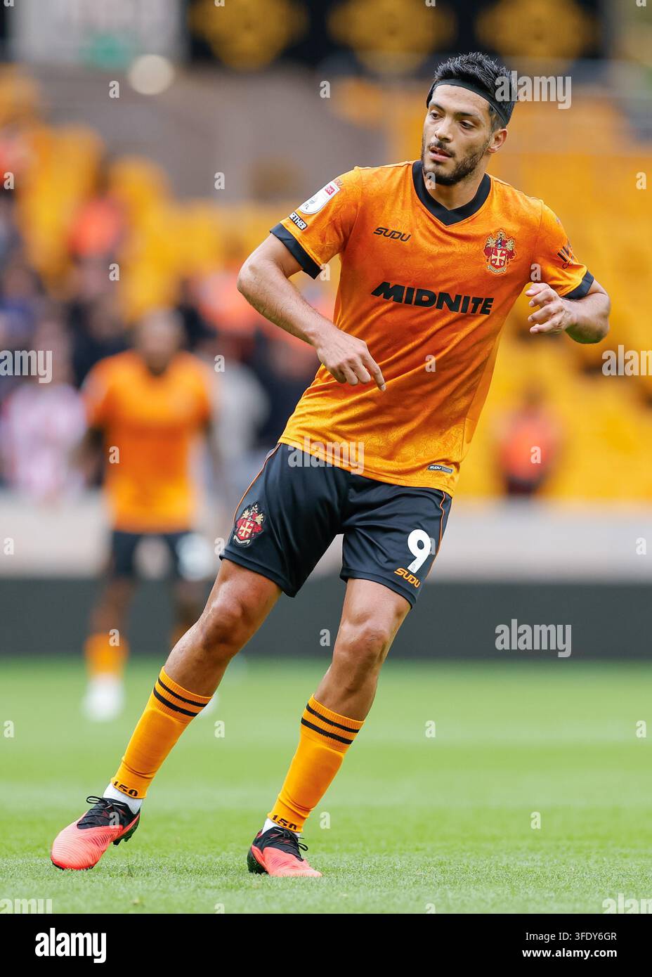 wolverhampton-wanderers-raul-jimenez-during-the-sky-bet-championship