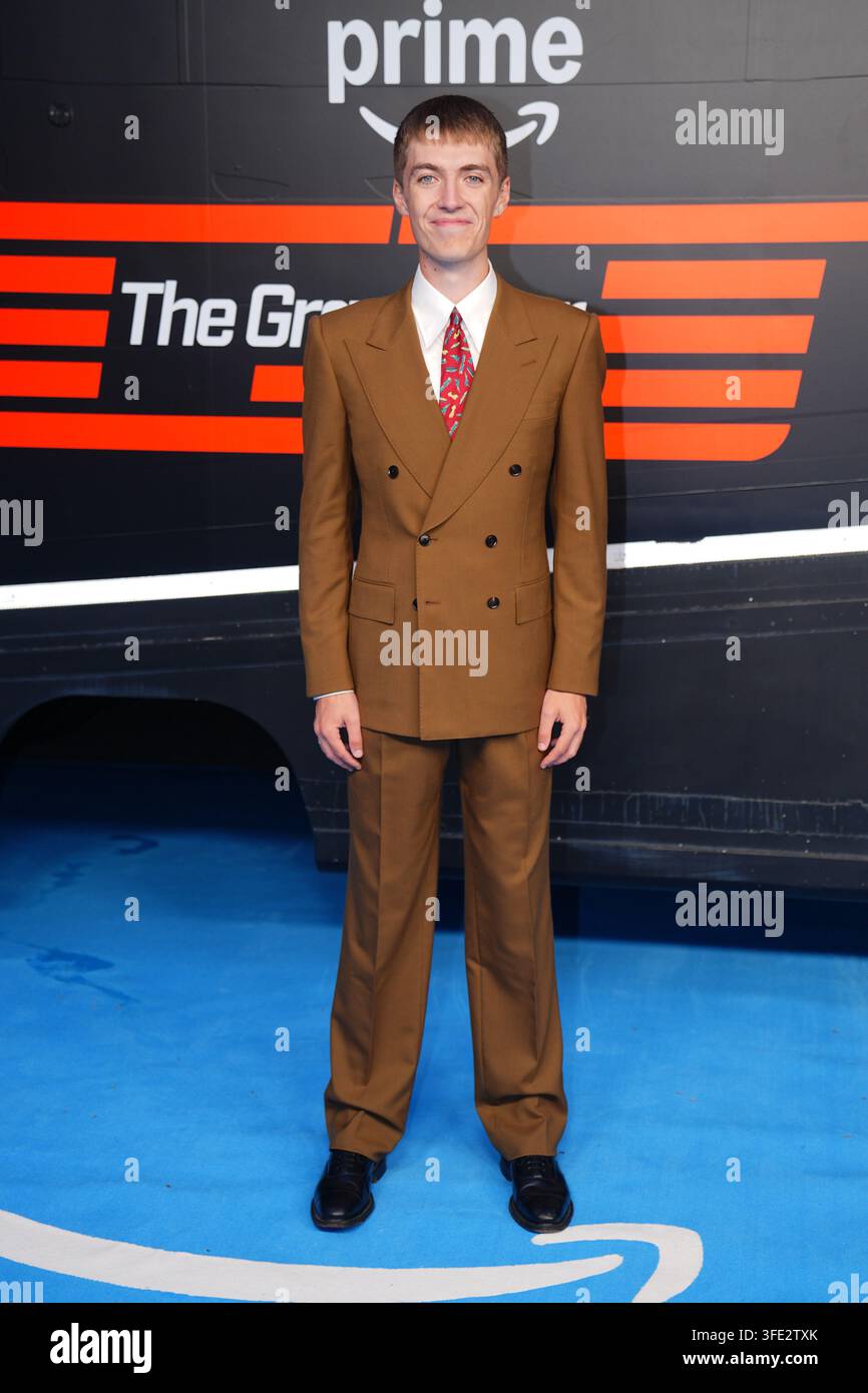 francis-bourgeois-arrives-for-the-premiere-of-the-new-series-of-the