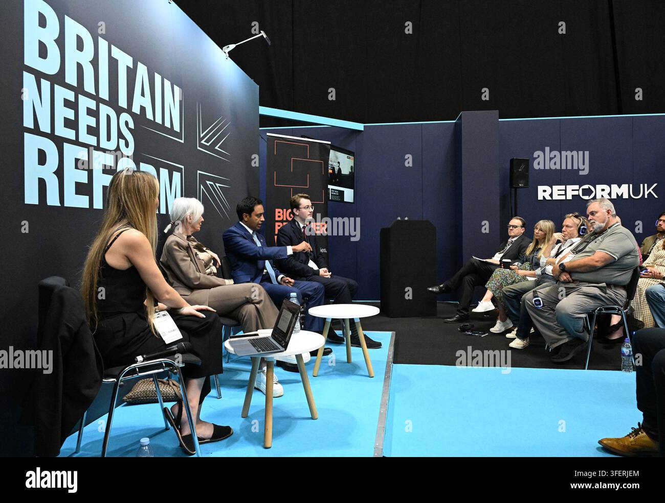 nadine-dorries-2nd-left-and-reform-uk-home-affairs-spokesman-zia