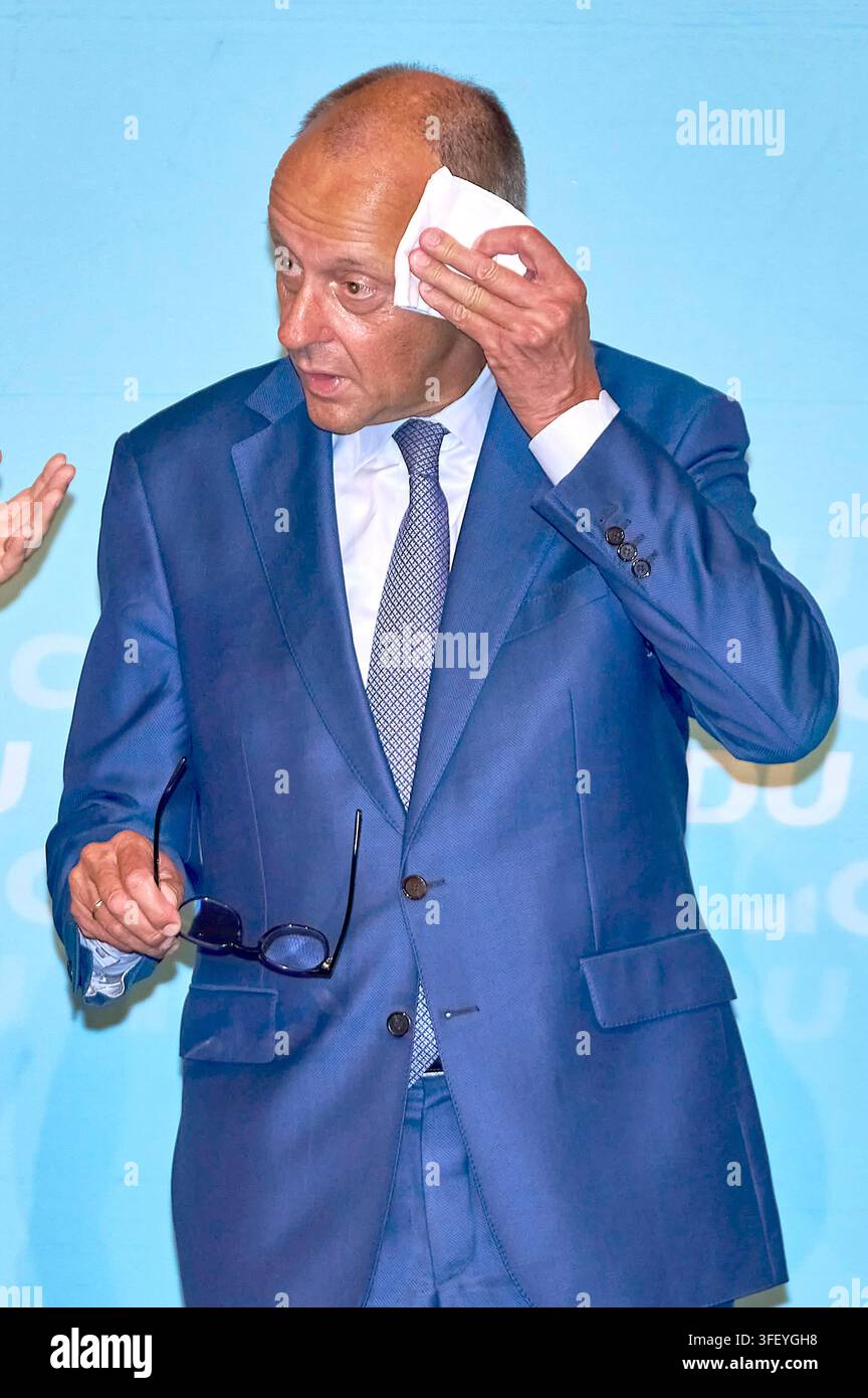 friedrich-merz-at-a-cdu-election-campaign-event-under-the-motto-strong