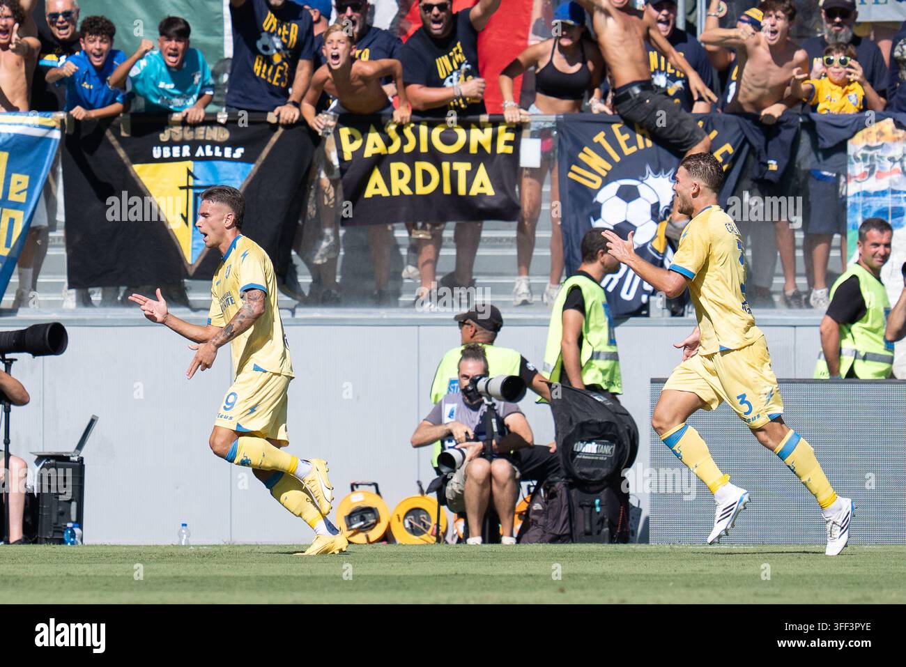antonio-raimondo-of-frosinone-calcio-celebrates-after-scoring-first