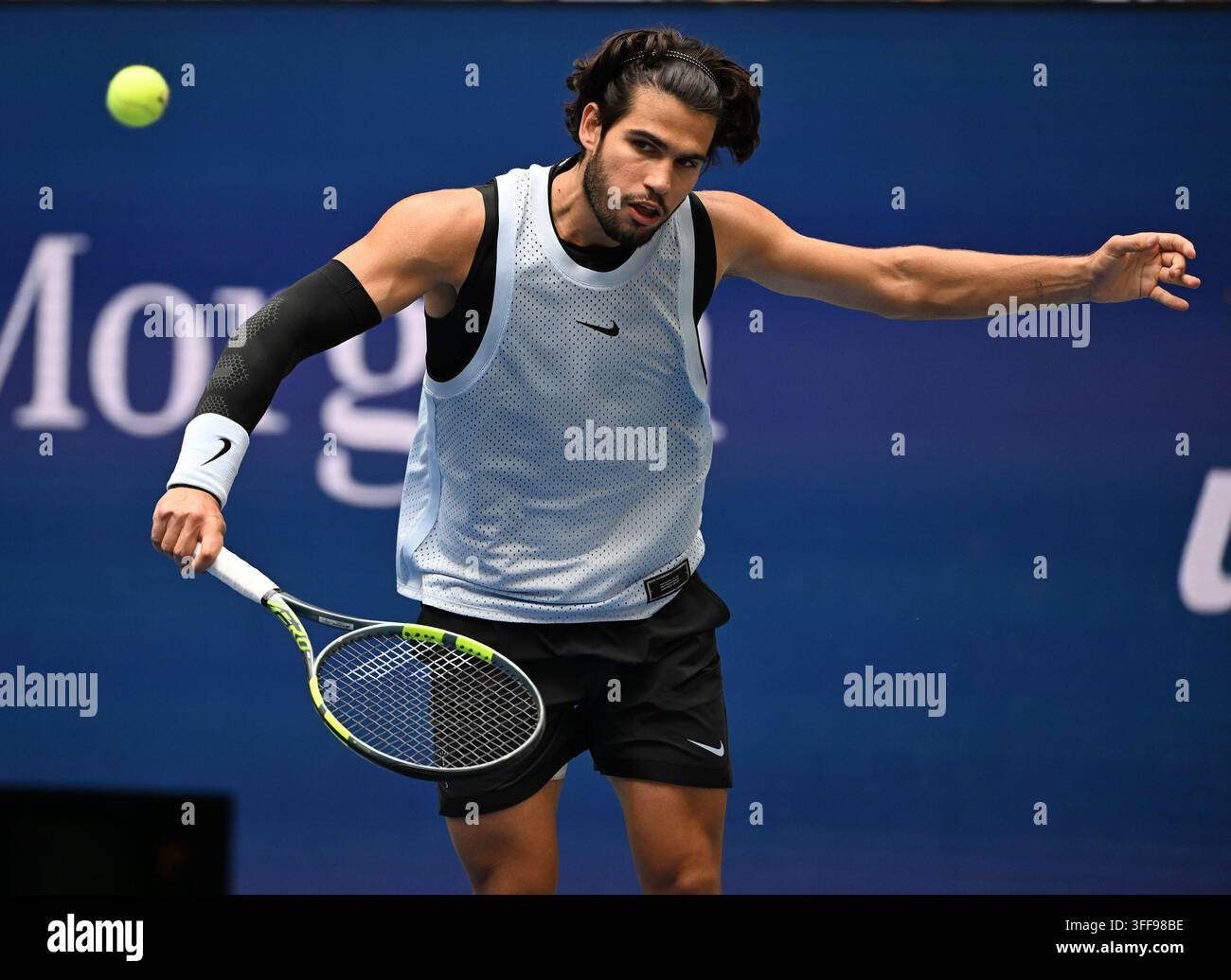 Tommy paul 2026 us open hi-res stock photography and images - Alamy