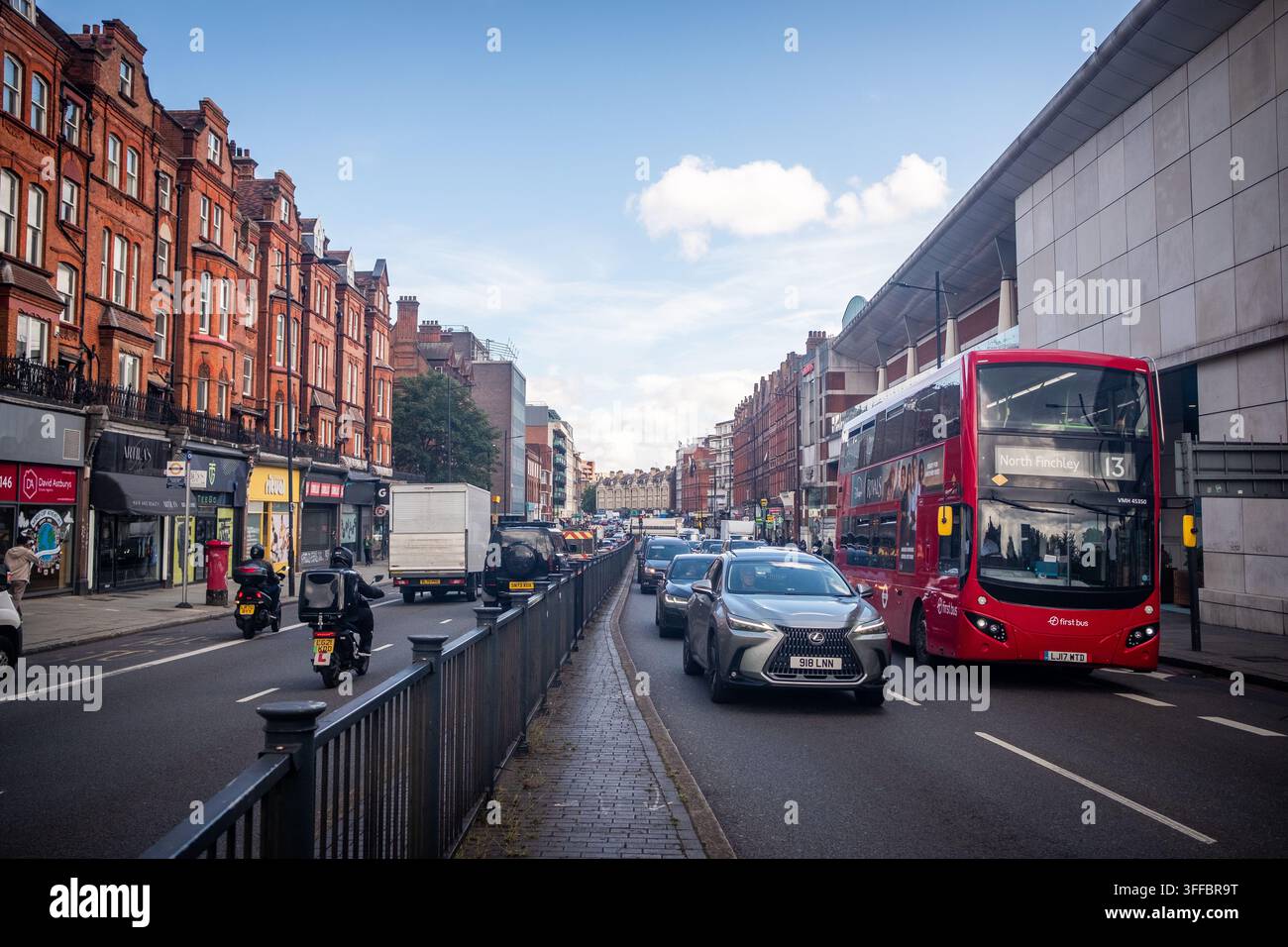 London bus route 13 hi-res stock photography and images - Alamy
