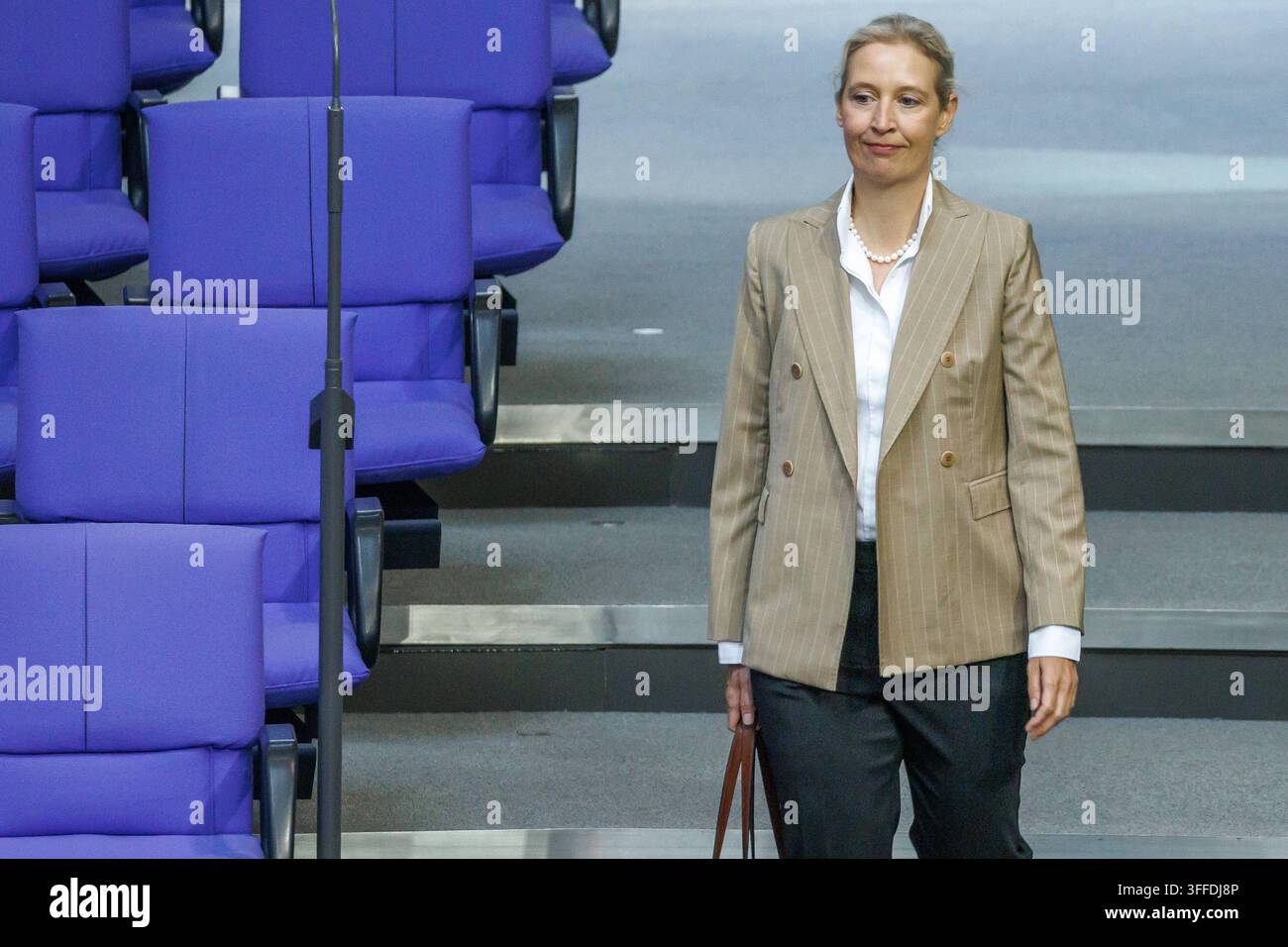 Bundestag Alice Weidel AfD Im Deutschen Bundestag Am 08 09 26 In Berlin bundestag-alice-weidel-afd-im-deutschen-bundestag-am-08-09-26-in-berlin