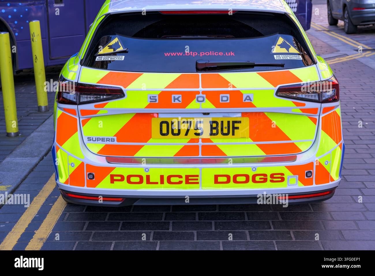 British transport police car hi-res stock photography and images