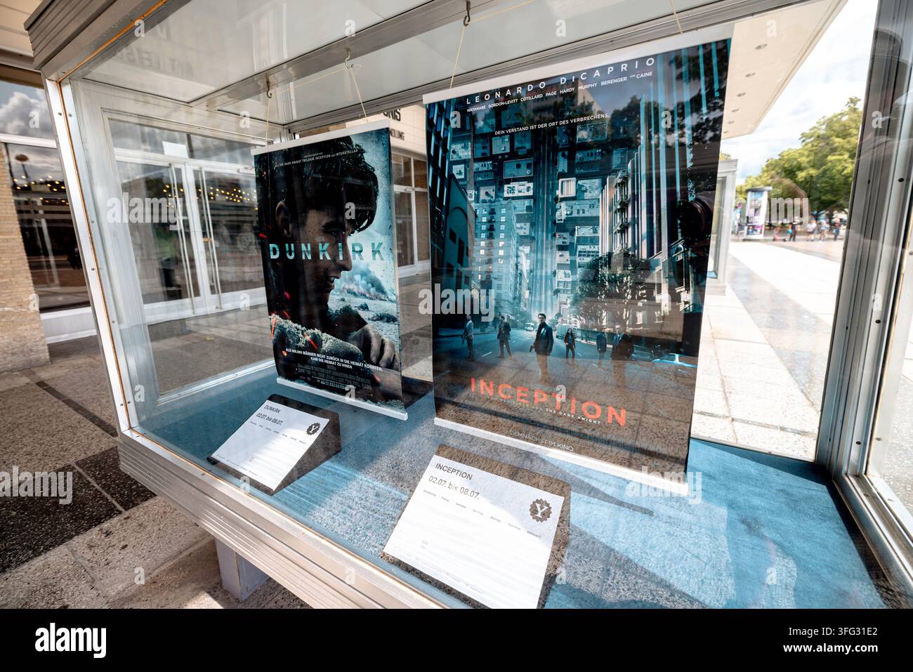 Promotional movie material hi-res stock photography and images - Alamy