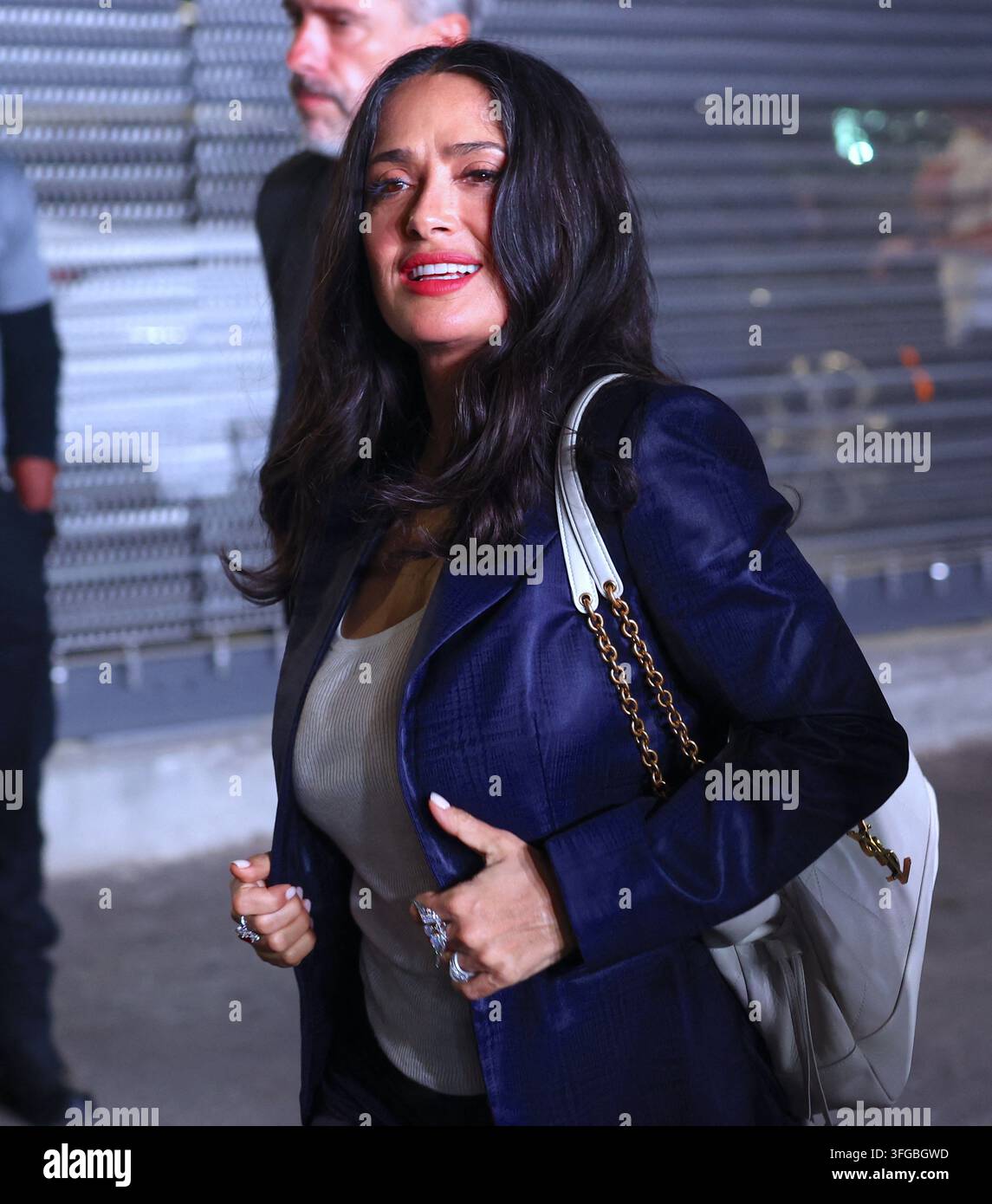Salma Hayek Arrives At The Men Semi Final Tiafoe Vs Shelton At The US Salma Hayek Arrives At The Men Semi Final Tiafoe Vs Shelton At The US