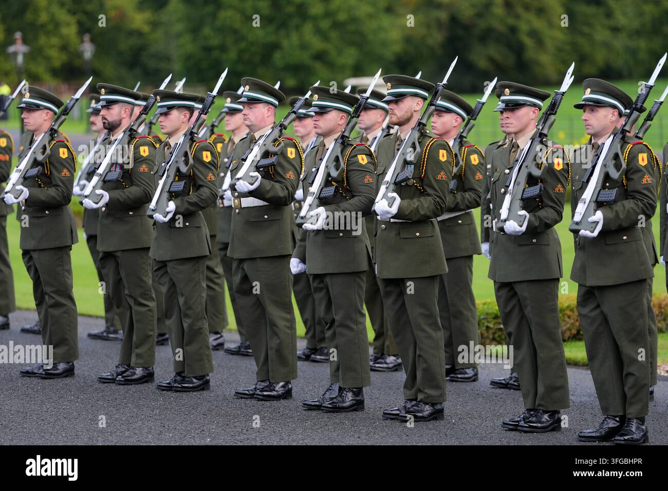 Soldiers form the Guard of Honour for the arrival of U.S. President ...