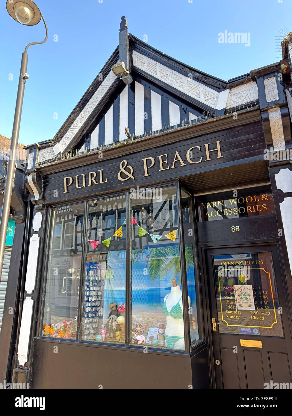 Purl & Peach independent yarn and wool shop on Witton Street, Northwich, Cheshire, England, UK. Stock Photo