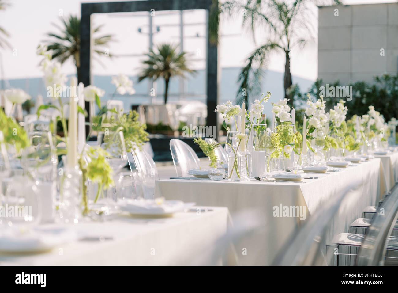 Elegant outdoor wedding reception table setting Stock Photo