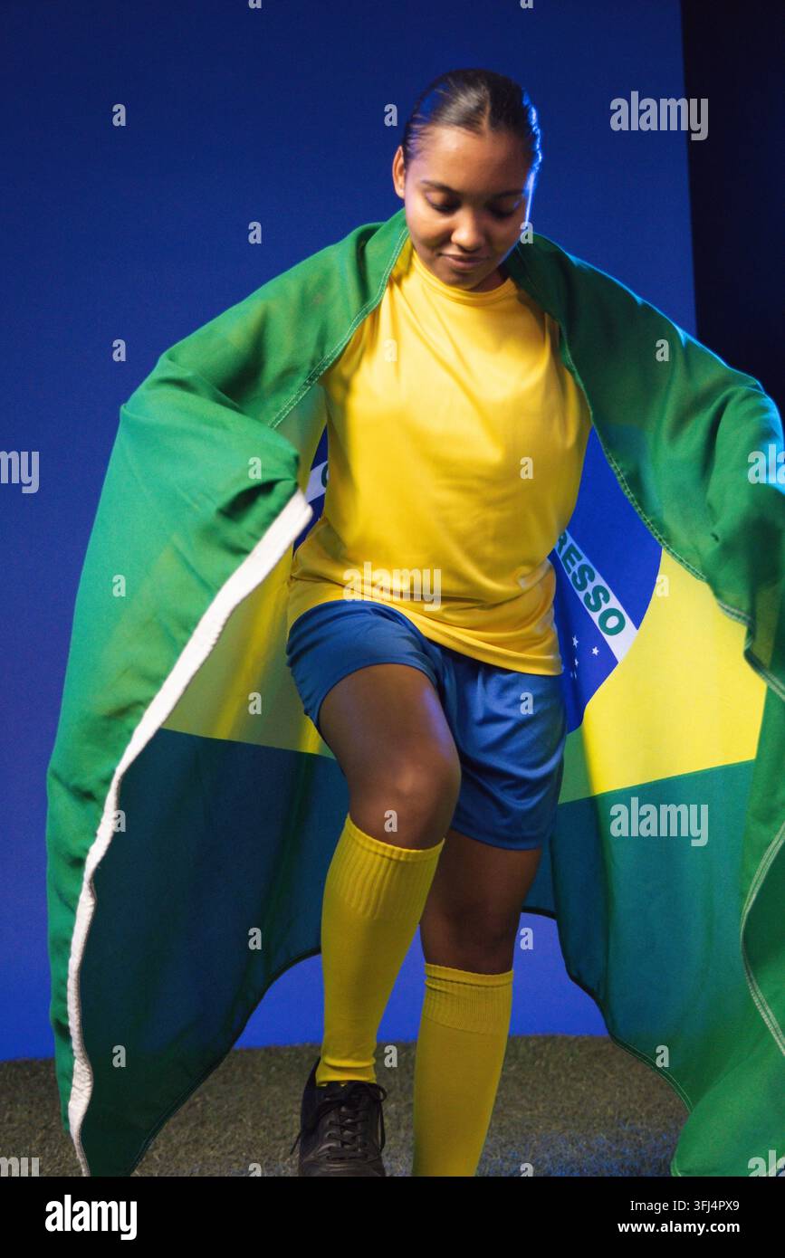 Woman wearing brazilian jersey hi-res stock photography and images - Alamy
