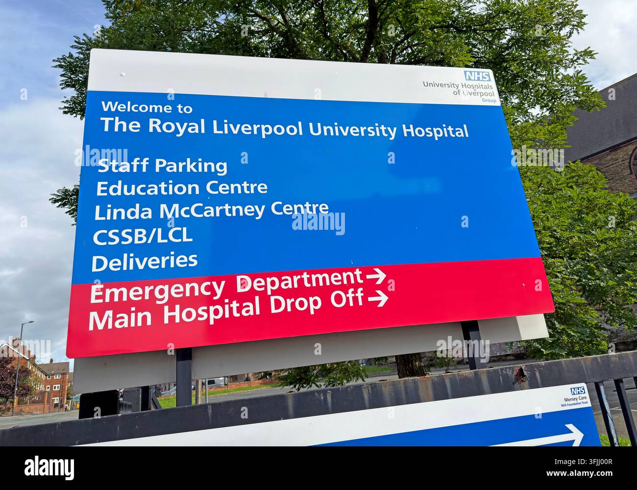 Department sign at the Royal Liverpool University Hospital listing the Emergency Department, Linda McCartney Centre and other facilities. Stock Photo