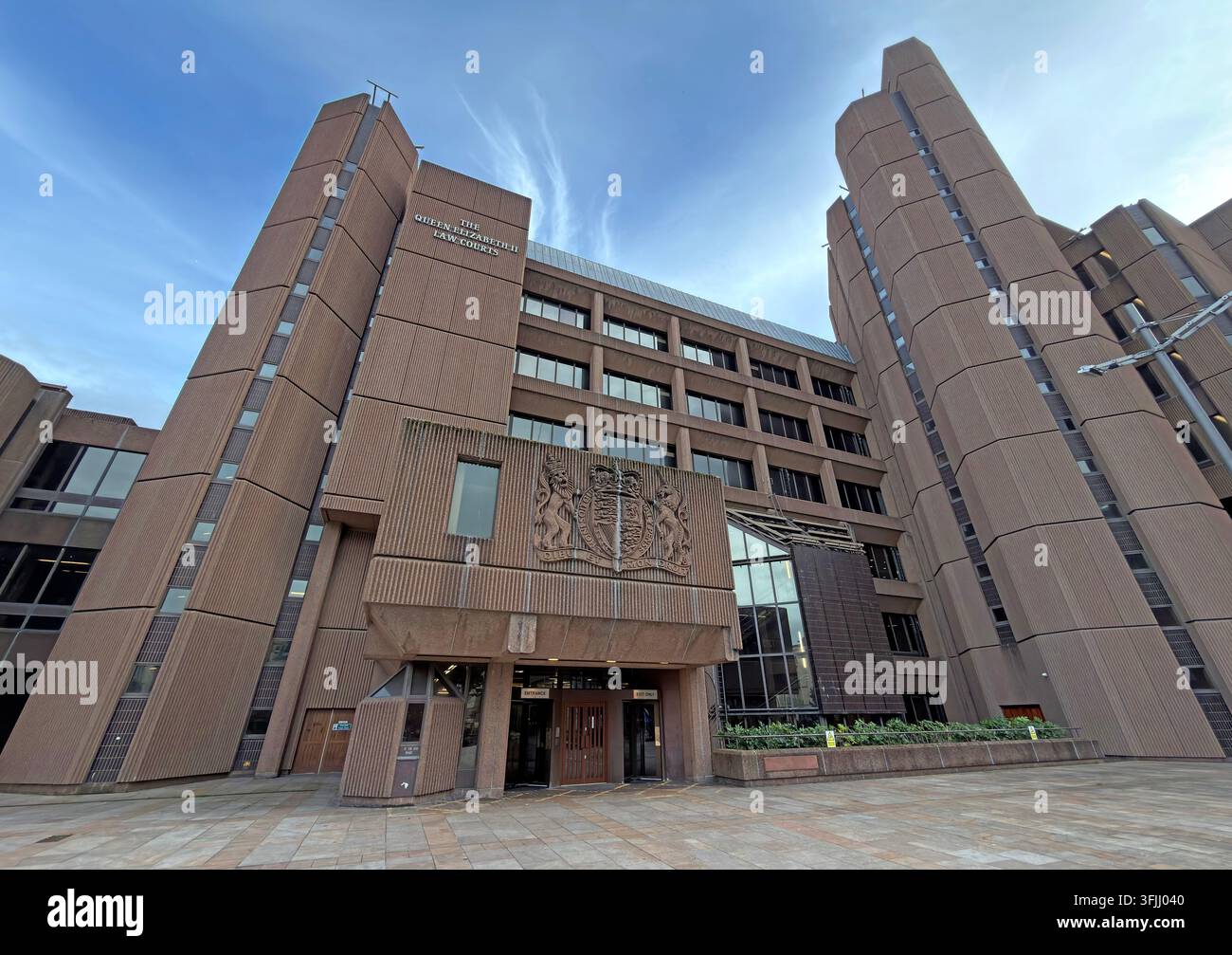 Queen Elizabeth II Law Courts in Liverpool, a major court complex housing Crown, County and Magistrates’ Court functions. Stock Photo