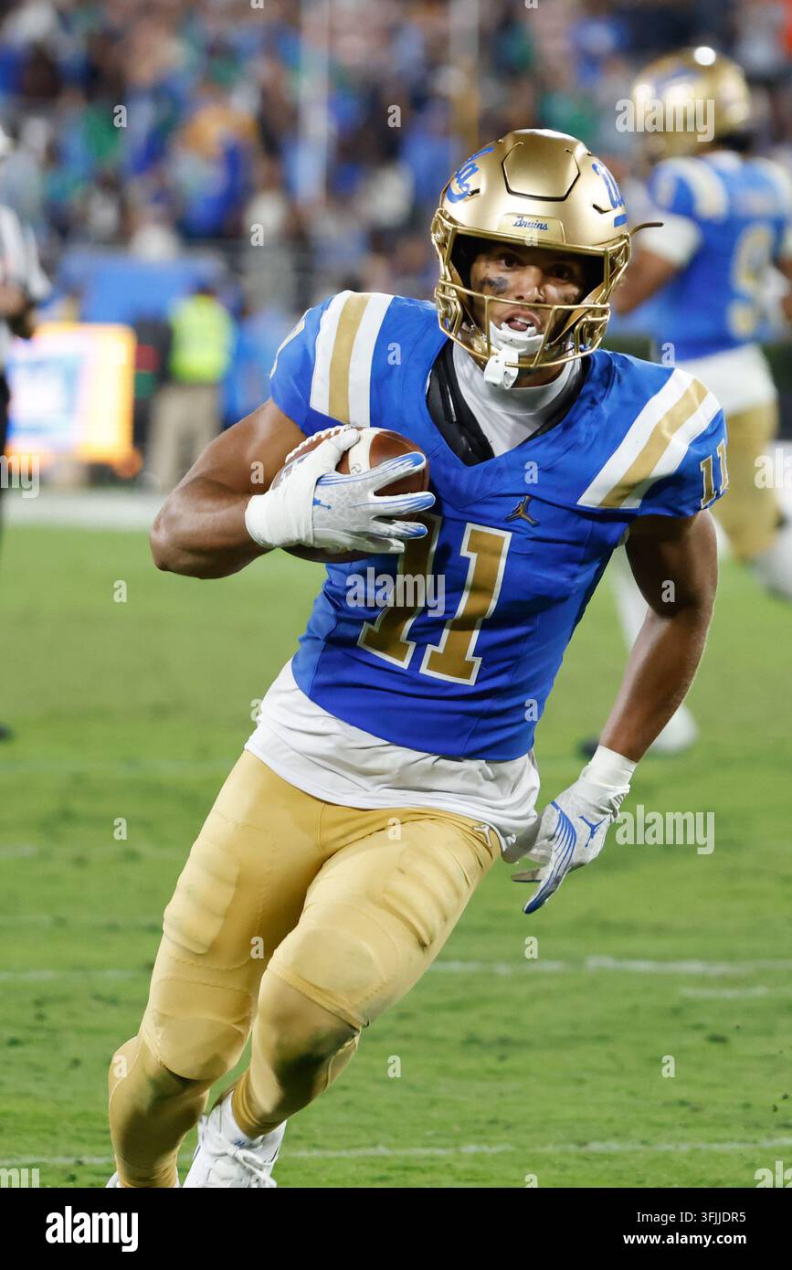 PASADENA, CA - SEPTEMBER 19: UCLA Bruins wide receiver Landon Ellis (11 ...