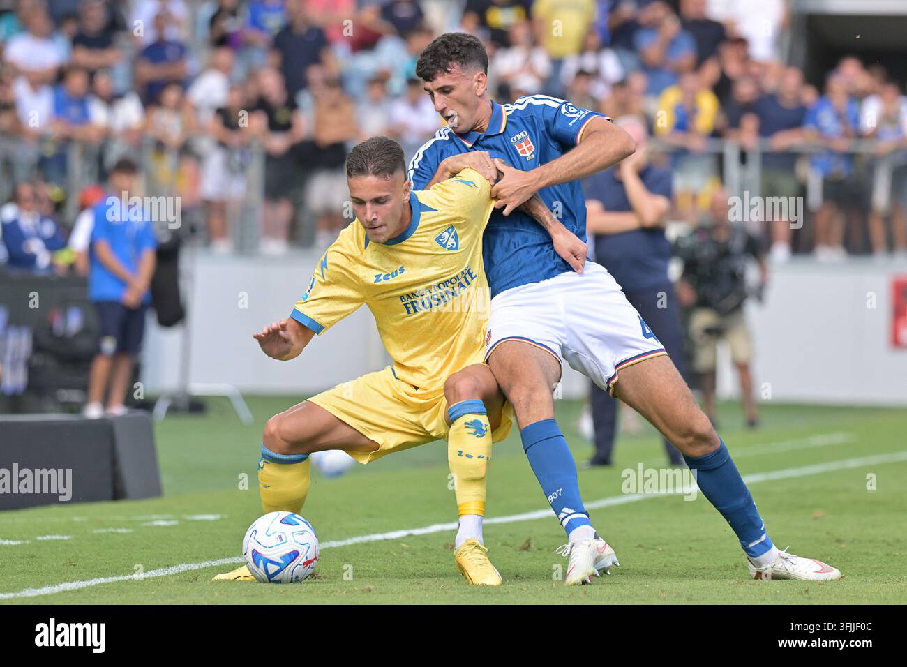 Frosinone End Como's Unbeaten Run: Fabregas Reacts to First Defeat of the Season