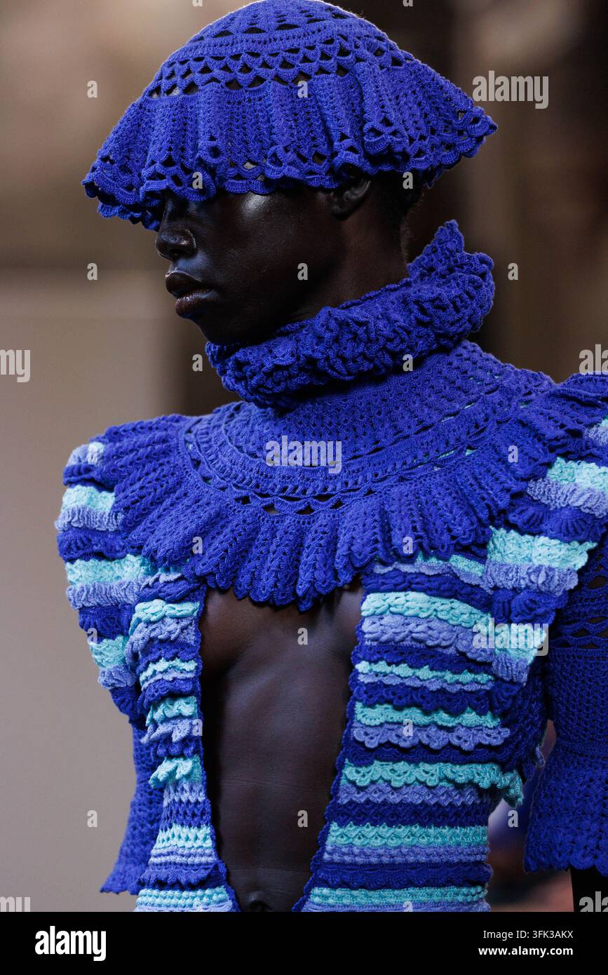 Compressed Spring Vector IPA88843124 - Milan, Milan Women’s Fashion Week Spring/Summer 2027 ...