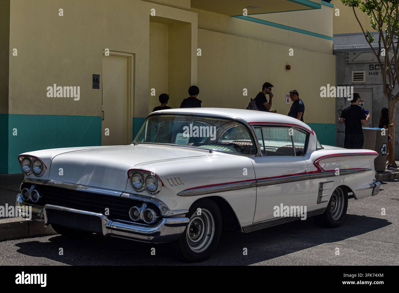 Mel's drive in american graffiti hi-res stock photography and