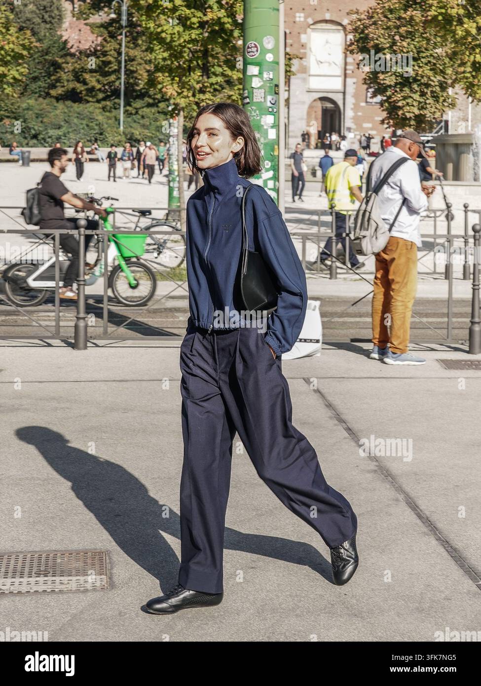 Compressed Spring Vector IPA88870855 - Milan, Milan Women's Fashion Week Spring/Summer 2027 ...