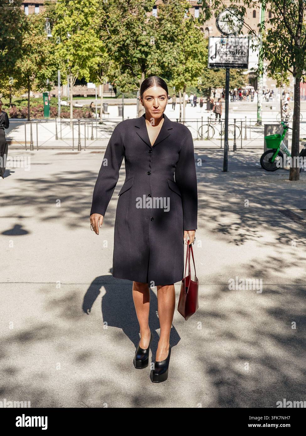 Compressed Spring Vector IPA88870956 - Milan, Milan Women's Fashion Week Spring/Summer 2027 ...