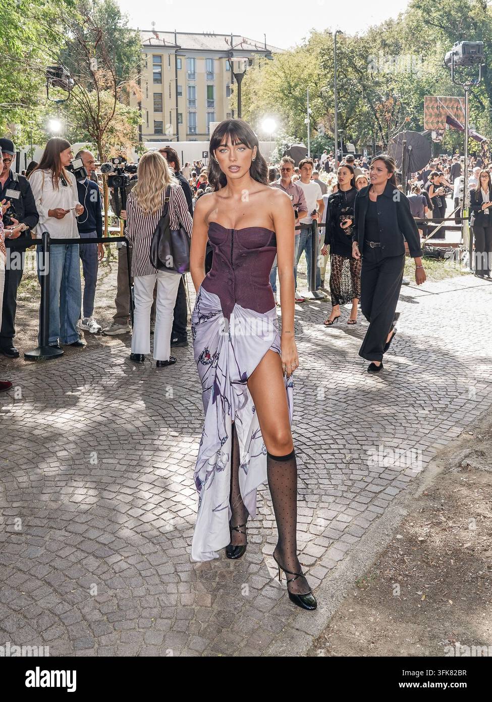 Compressed Spring Vector IPA88872001 - Milan, Milan Women's Fashion Week Spring/Summer 2027 ...