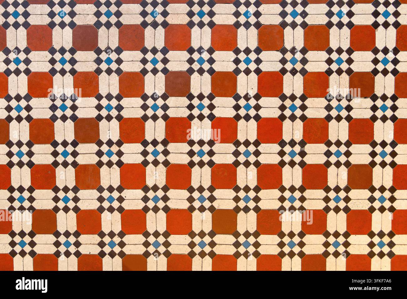 Alternating floor tiles hi-res stock photography and images - Alamy
