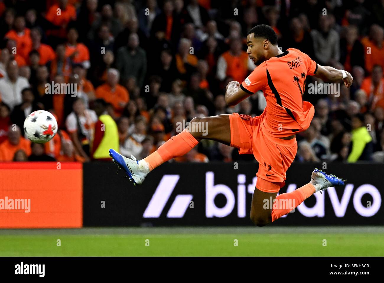 Germany and Netherlands draw 1-1 in Klopp and Xavi's debuts Germany and Netherlands draw 1-1 in Klopp and Xavi's debuts