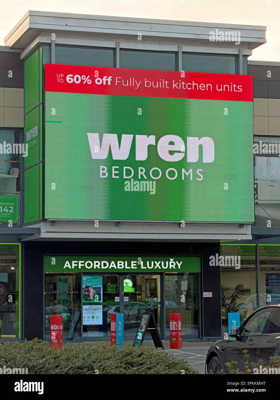 Wren Kitchens and Bedrooms showroom at Junction Nine Retail Park on Winwick Road, Warrington. Stock Photo