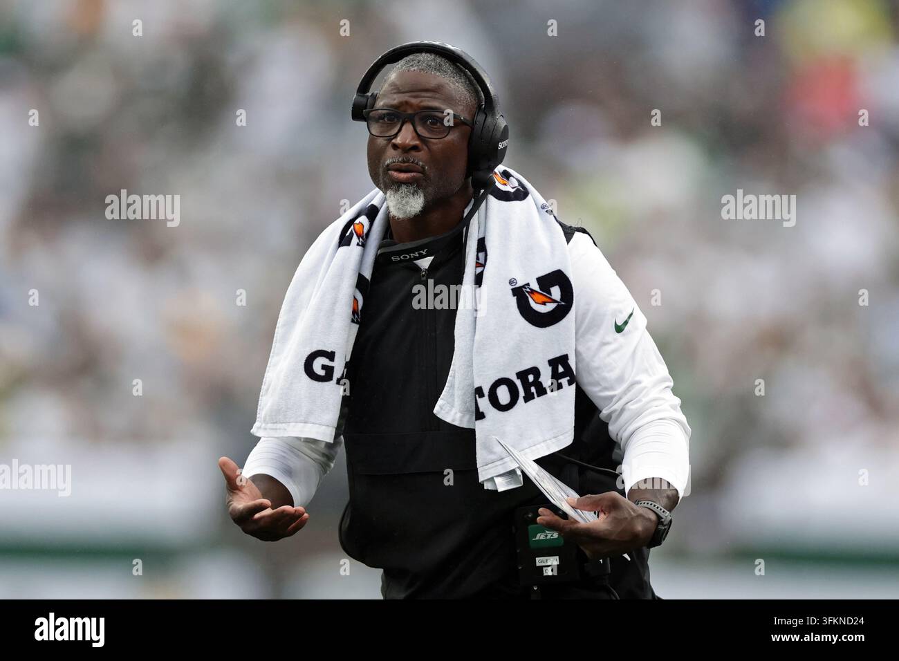 New York Jets Head Coach Aaron Glenn Reacts During An NFL Football Game New York Jets Head Coach Aaron Glenn Reacts During An Nfl Football Game Against The Green Bay Packers In East Rutherford Nj Sunday Sept 20 2026 Ap Photoadam Hunger 3FKND24 
