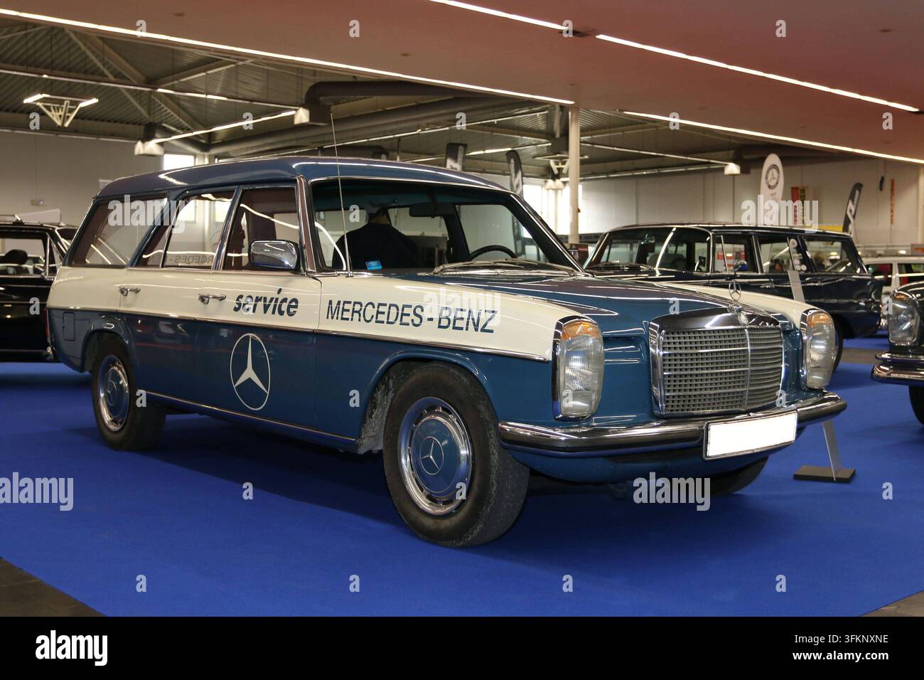 Mercedes benz w114 w115 hi-res stock photography and images - Alamy