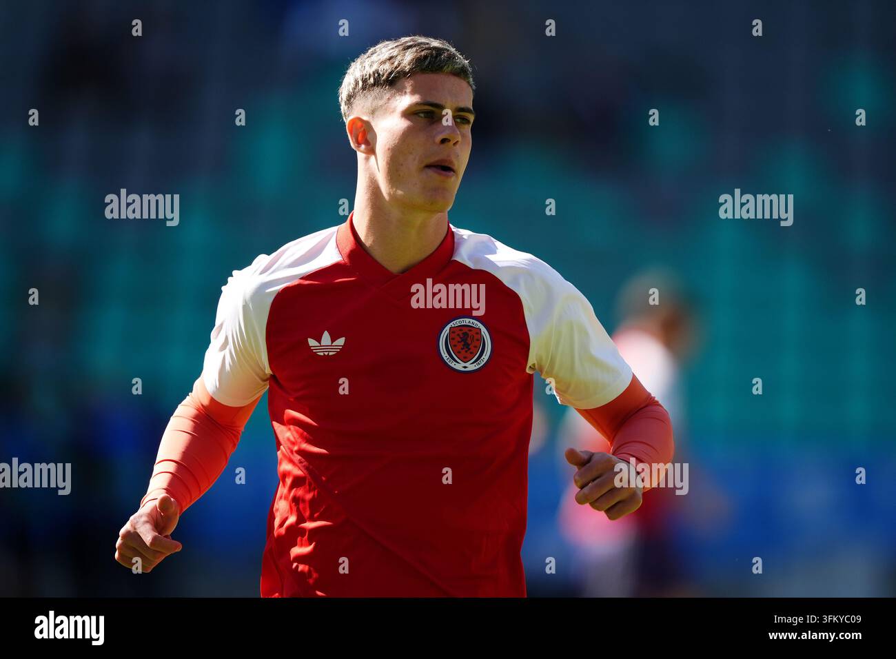 Robbie Ure debuta como titular con Escocia ante Eslovenia